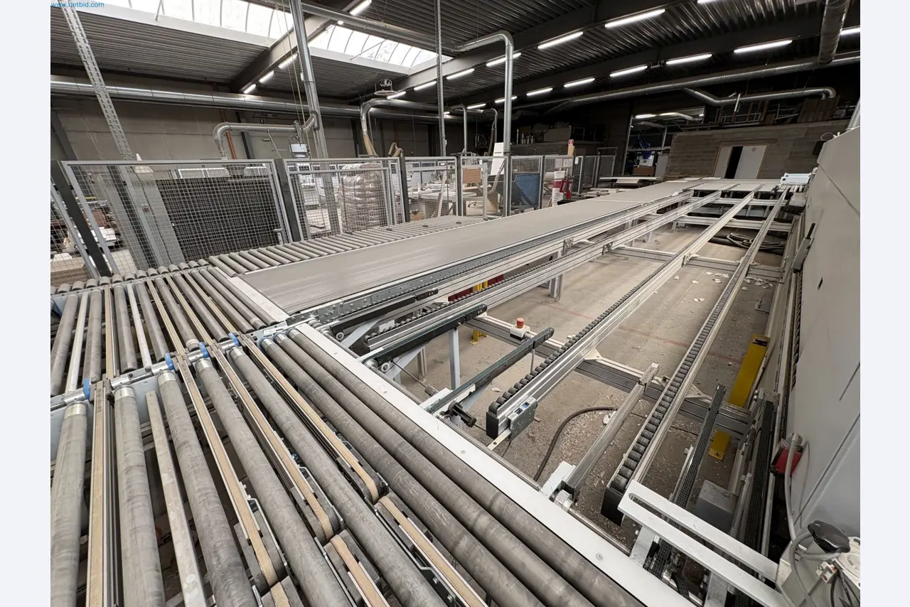 Complete furniture production
-124
