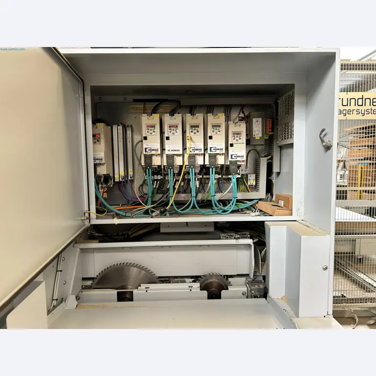 Complete furniture production
-38