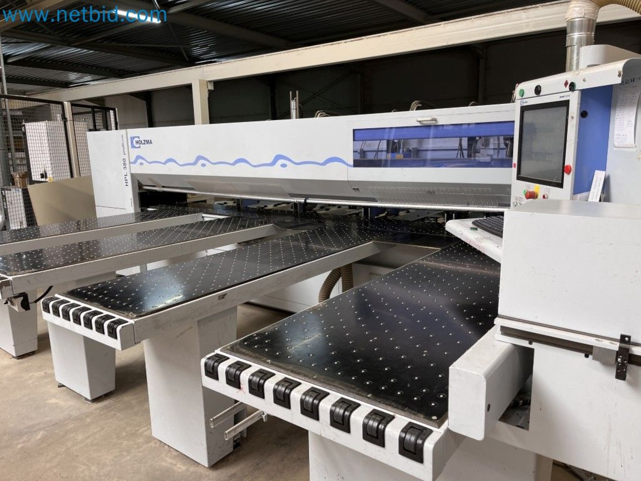 Complete furniture production

-39