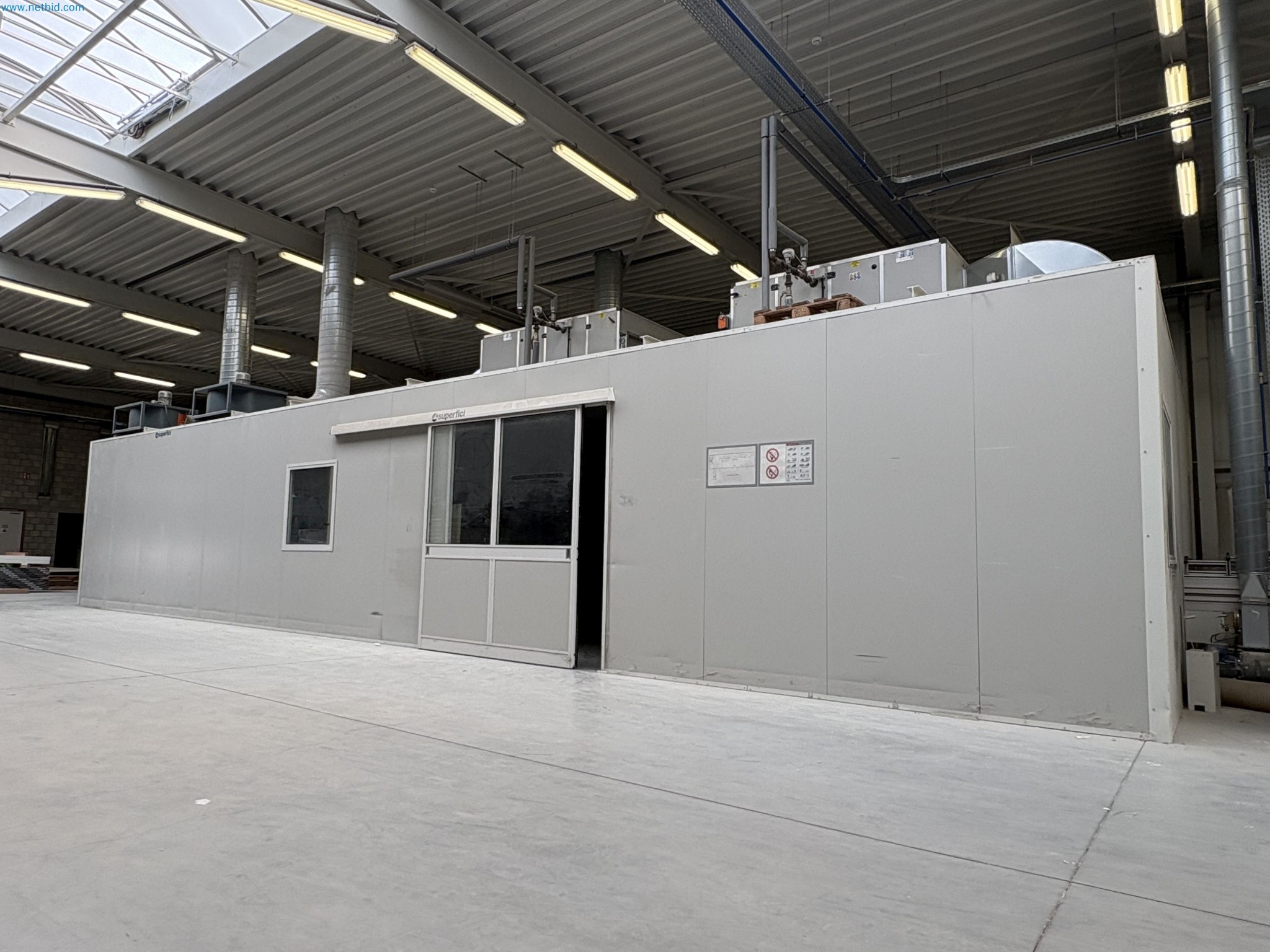 Complete furniture production

-52
