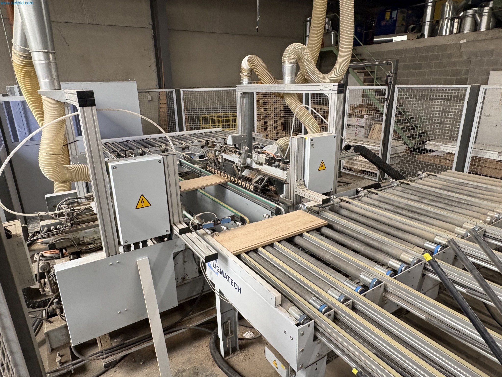 Complete furniture production

-82