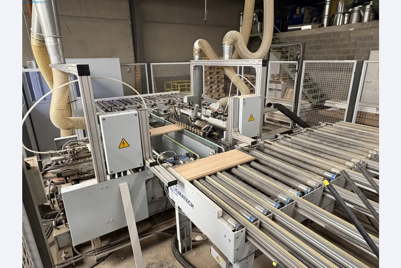 Complete furniture production
-82