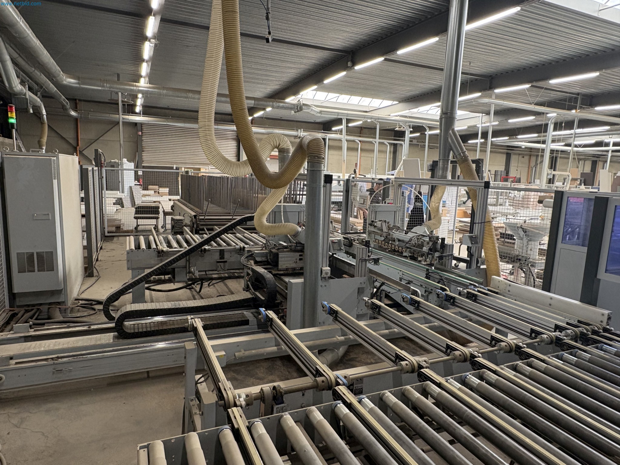 Complete furniture production

-85