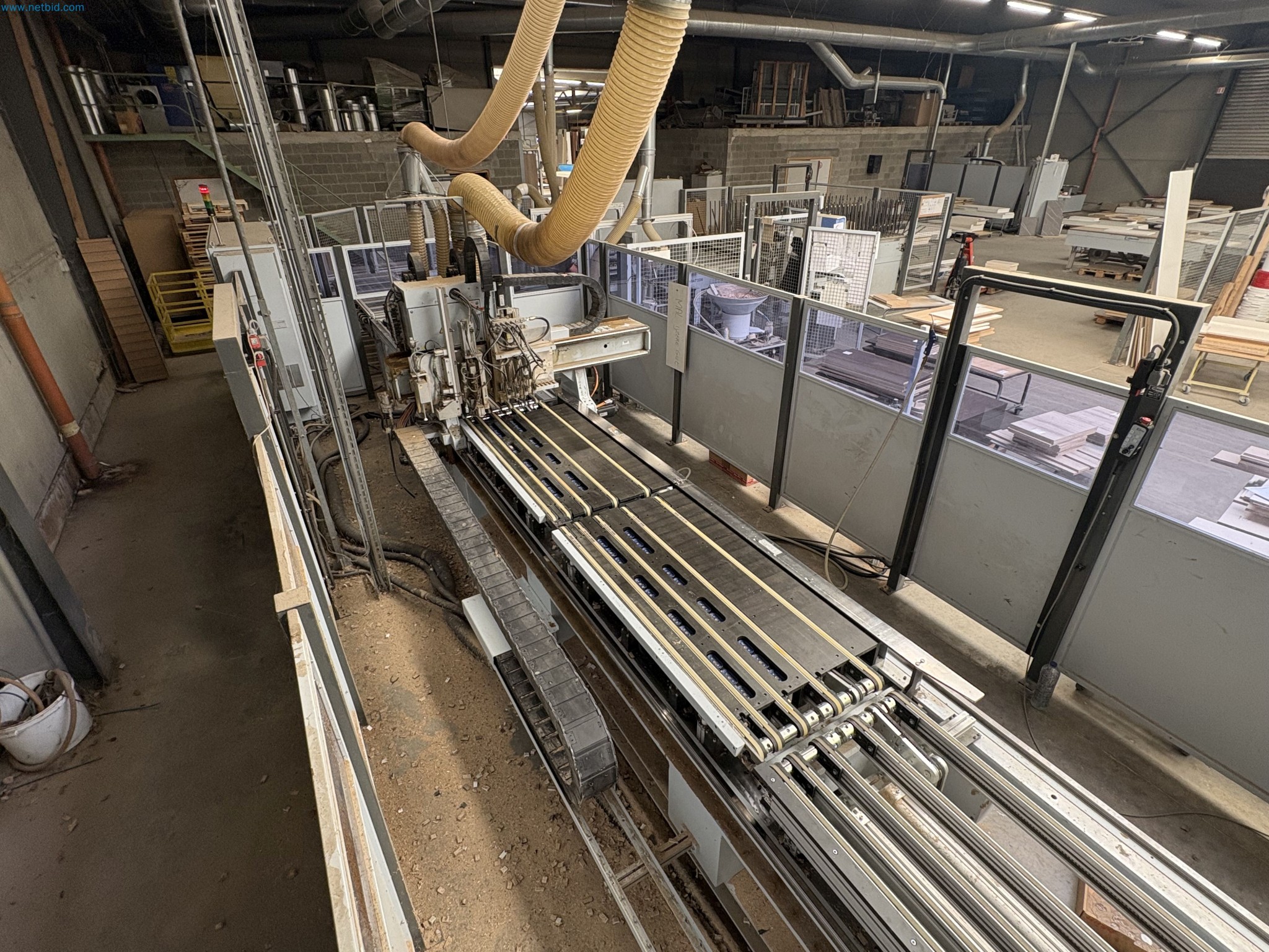 Complete furniture production

-90