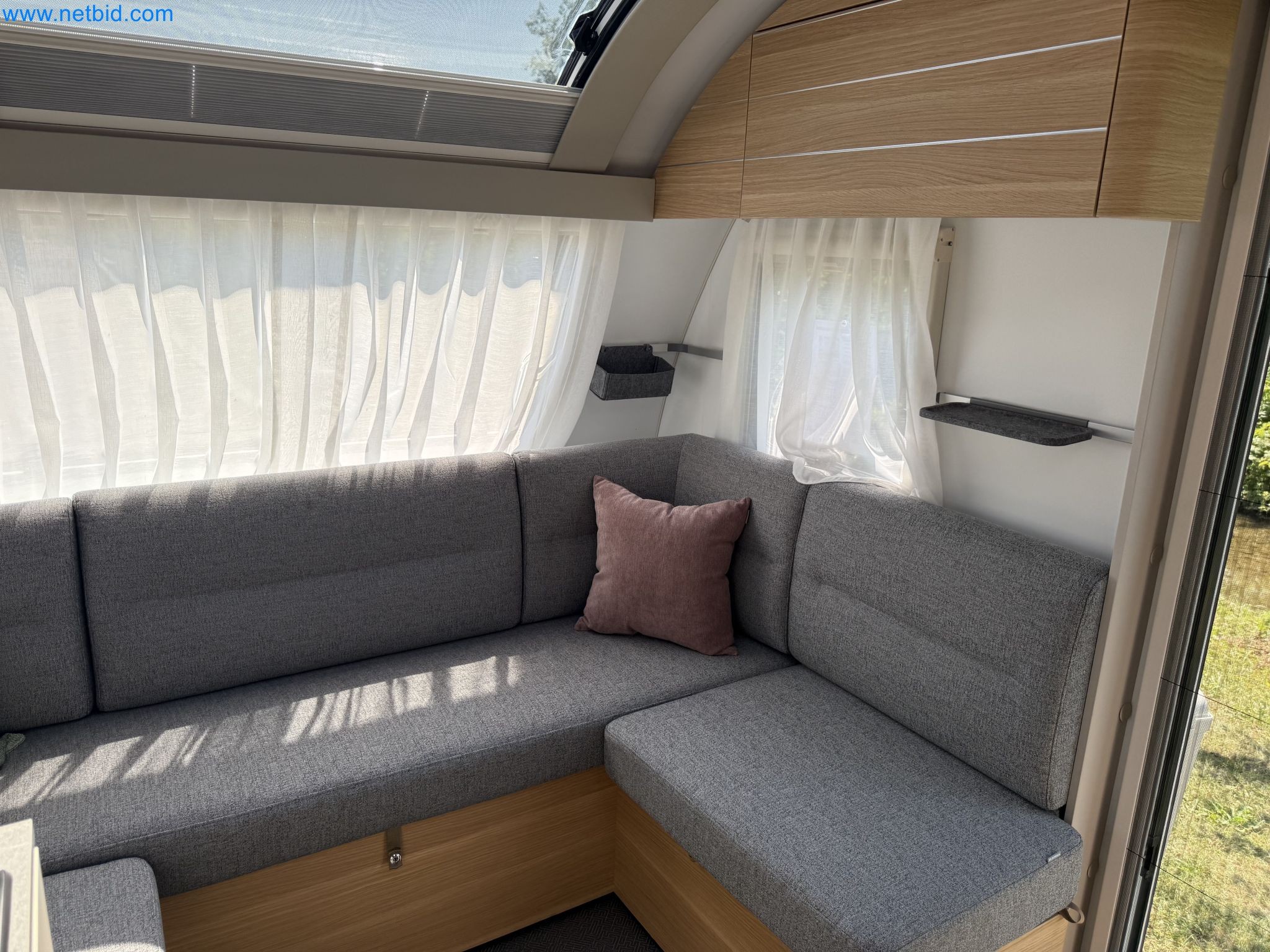 Spacious family trailer with a modern, stylish design-121