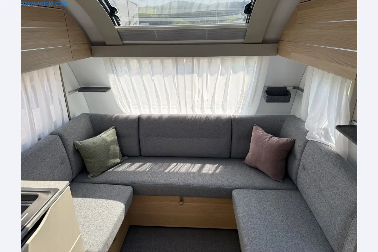 Spacious family trailer with a modern, stylish design-123