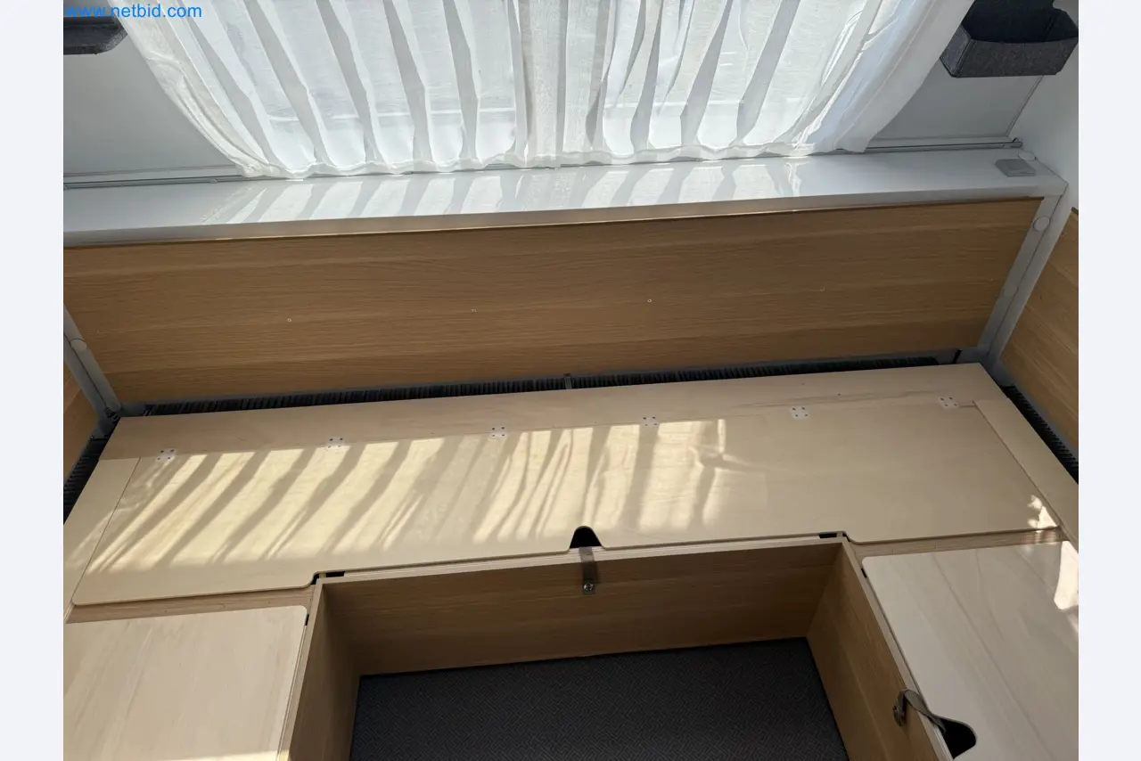 Spacious family trailer with a modern, stylish design-132
