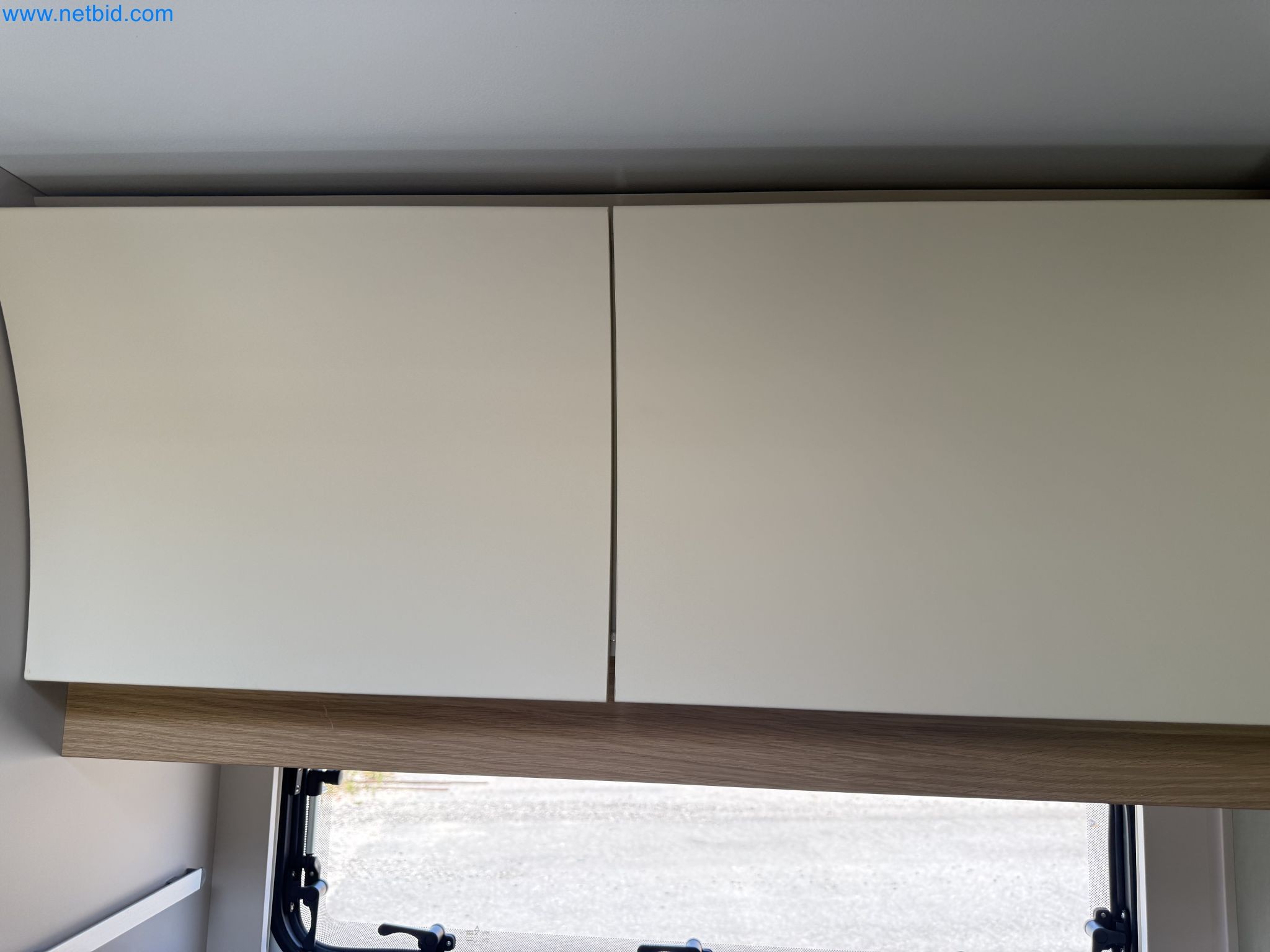 Spacious family trailer with a modern, stylish design-142