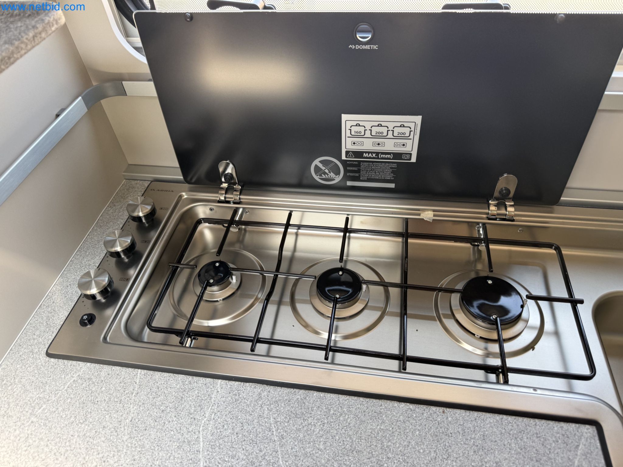 Spacious family trailer with a modern, stylish design-155