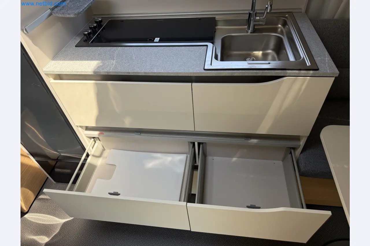 Spacious family trailer with a modern, stylish design-163