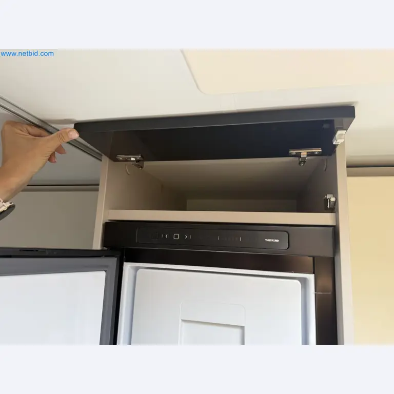 Spacious family trailer with a modern, stylish design-165