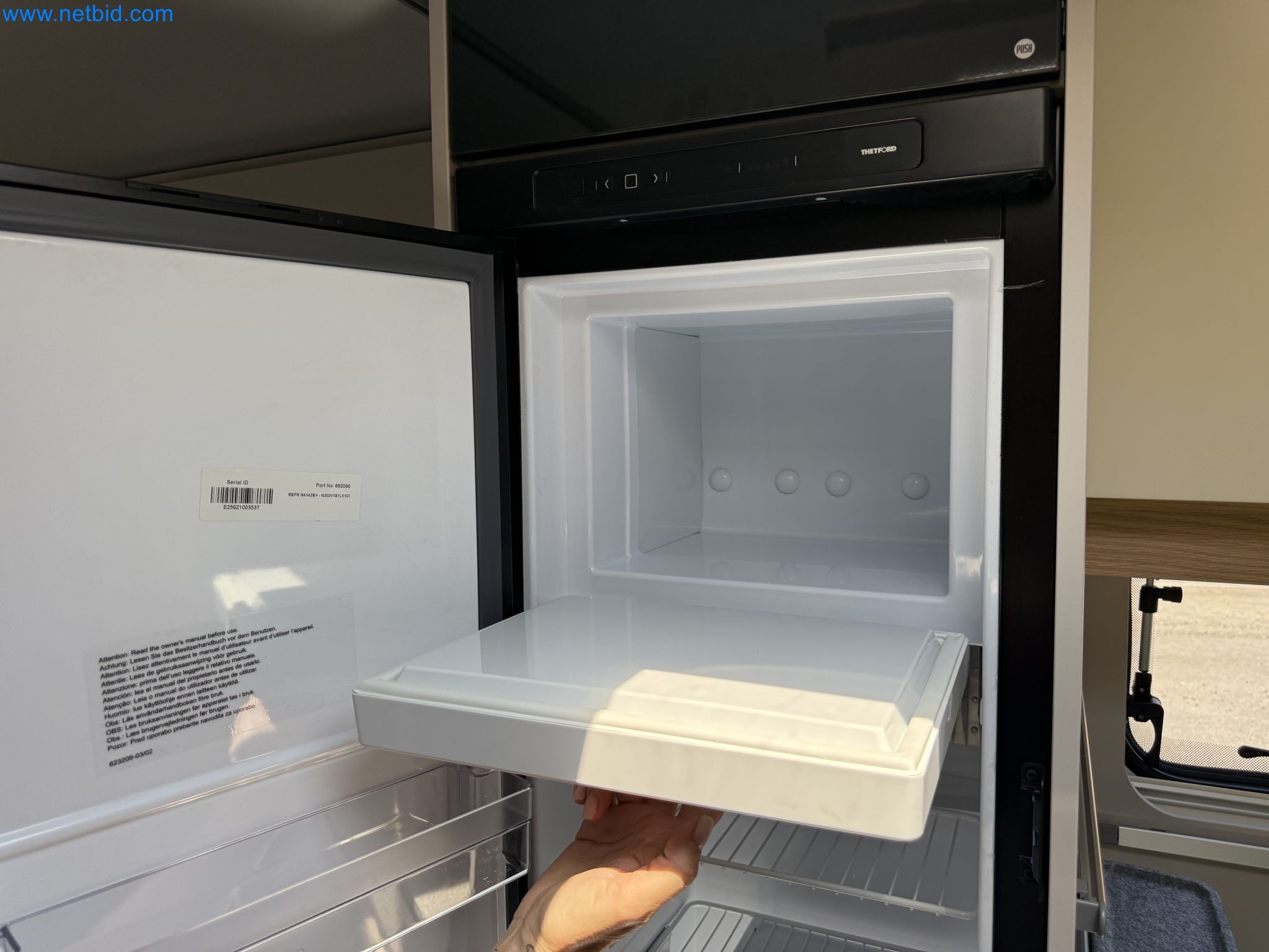 Spacious family trailer with a modern, stylish design-167