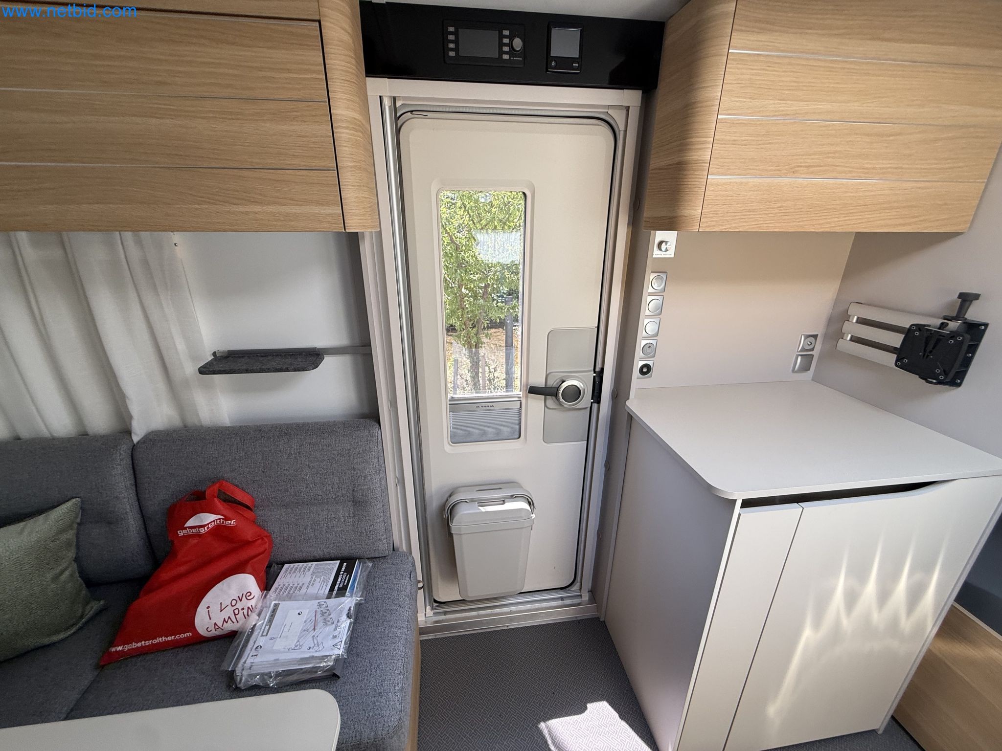 Spacious family trailer with a modern, stylish design-178