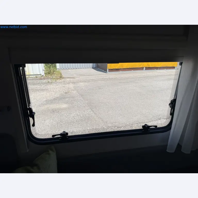 Spacious family trailer with a modern, stylish design-26
