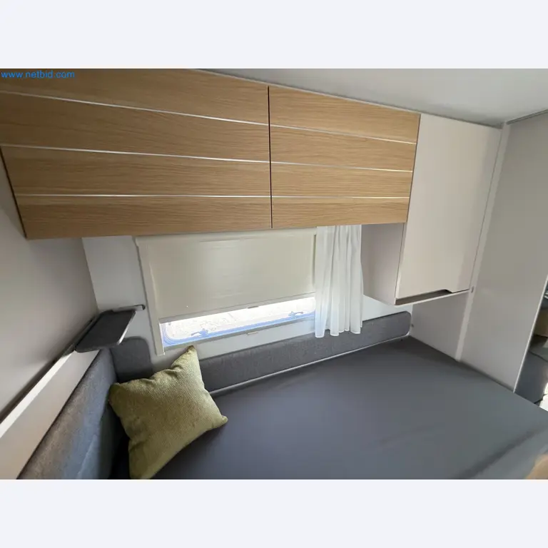 Spacious family trailer with a modern, stylish design-27