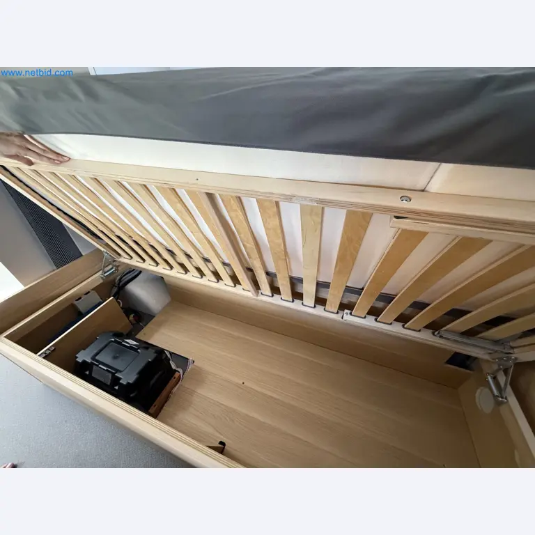 Spacious family trailer with a modern, stylish design-31