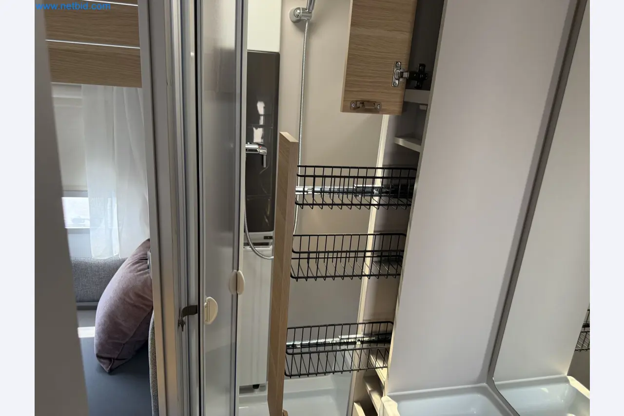 Spacious family trailer with a modern, stylish design-63