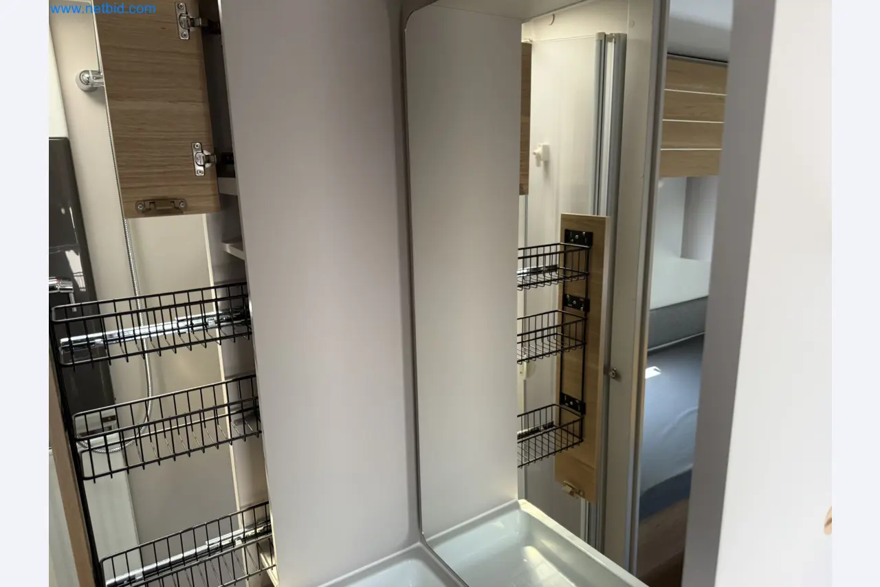 Spacious family trailer with a modern, stylish design-64