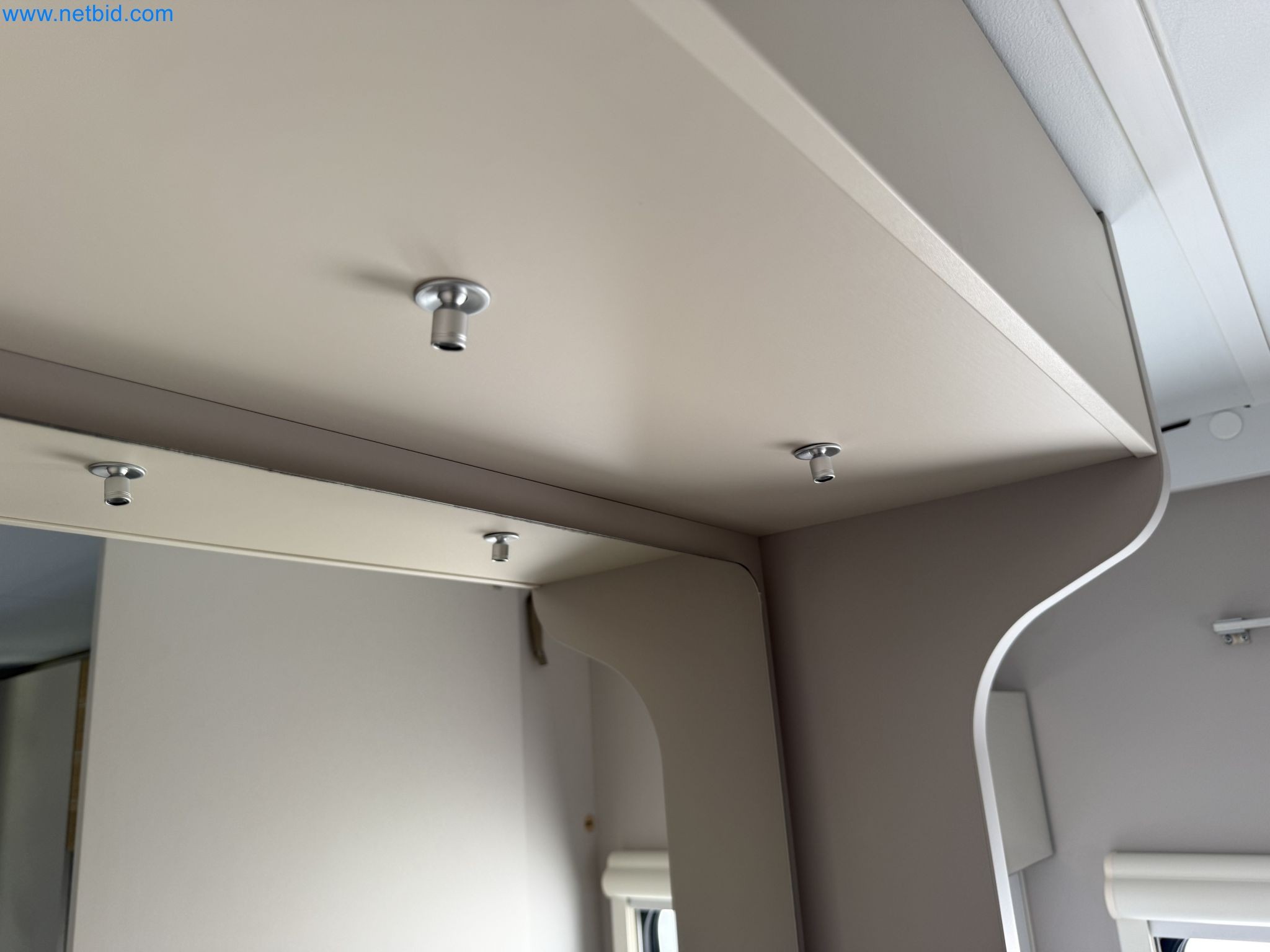 Spacious family trailer with a modern, stylish design-67