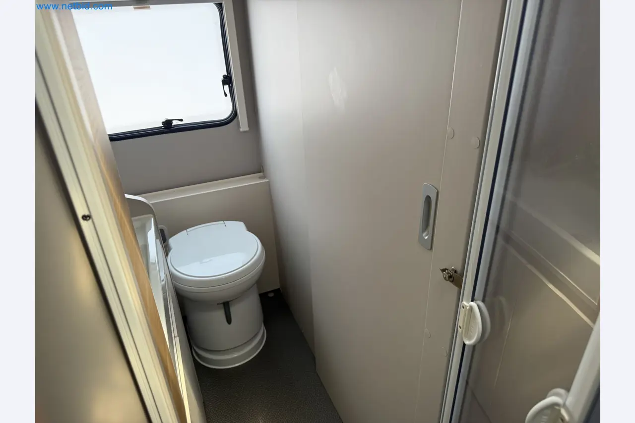 Spacious family trailer with a modern, stylish design-70