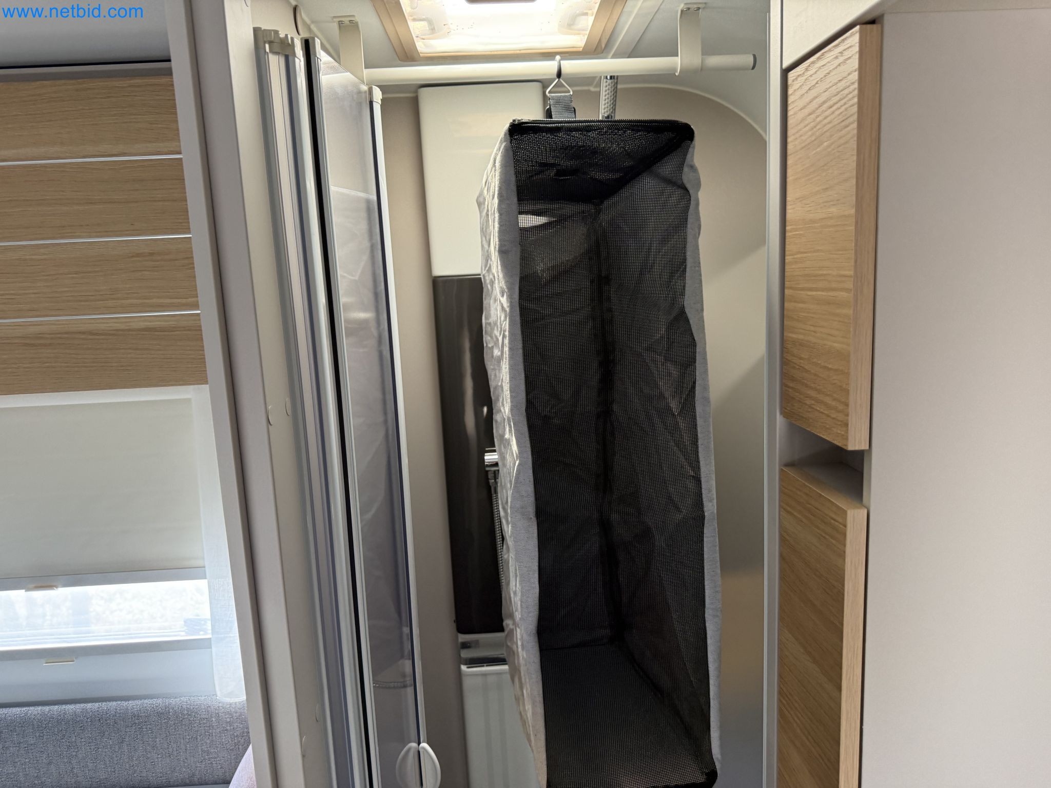 Spacious family trailer with a modern, stylish design-74