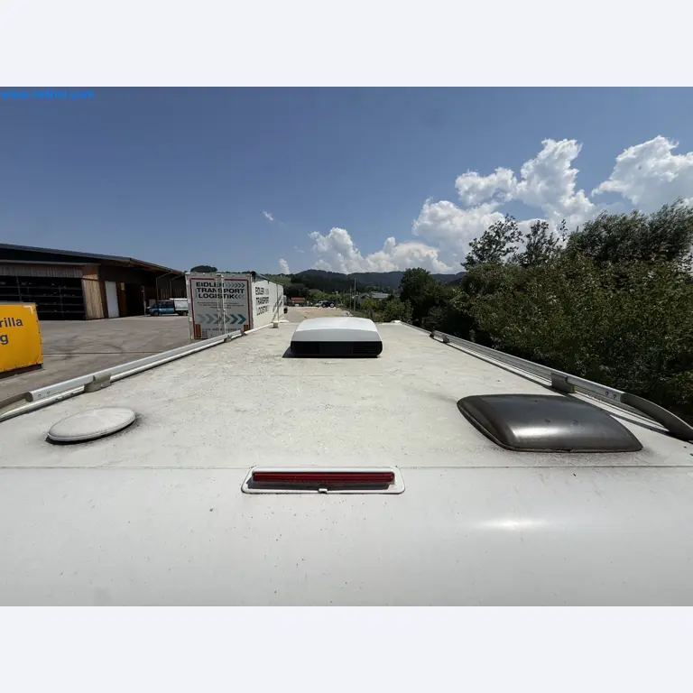 Spacious family trailer with a modern, stylish design-79