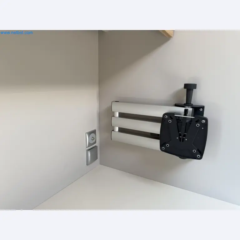 Spacious family trailer with a modern, stylish design-7