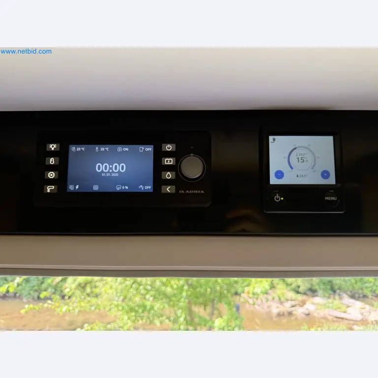Spacious family trailer with a modern, stylish design-84