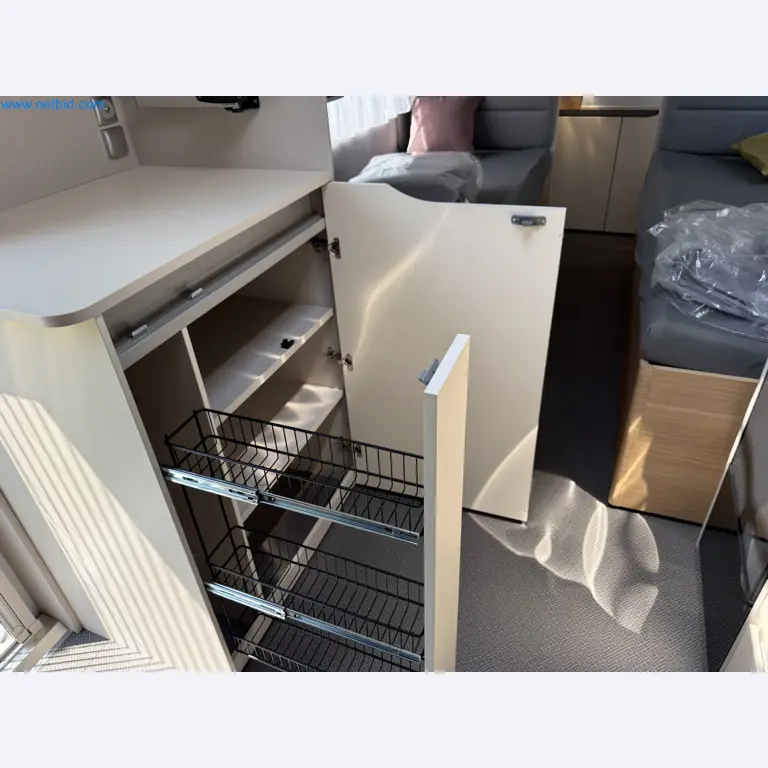 Spacious family trailer with a modern, stylish design-9