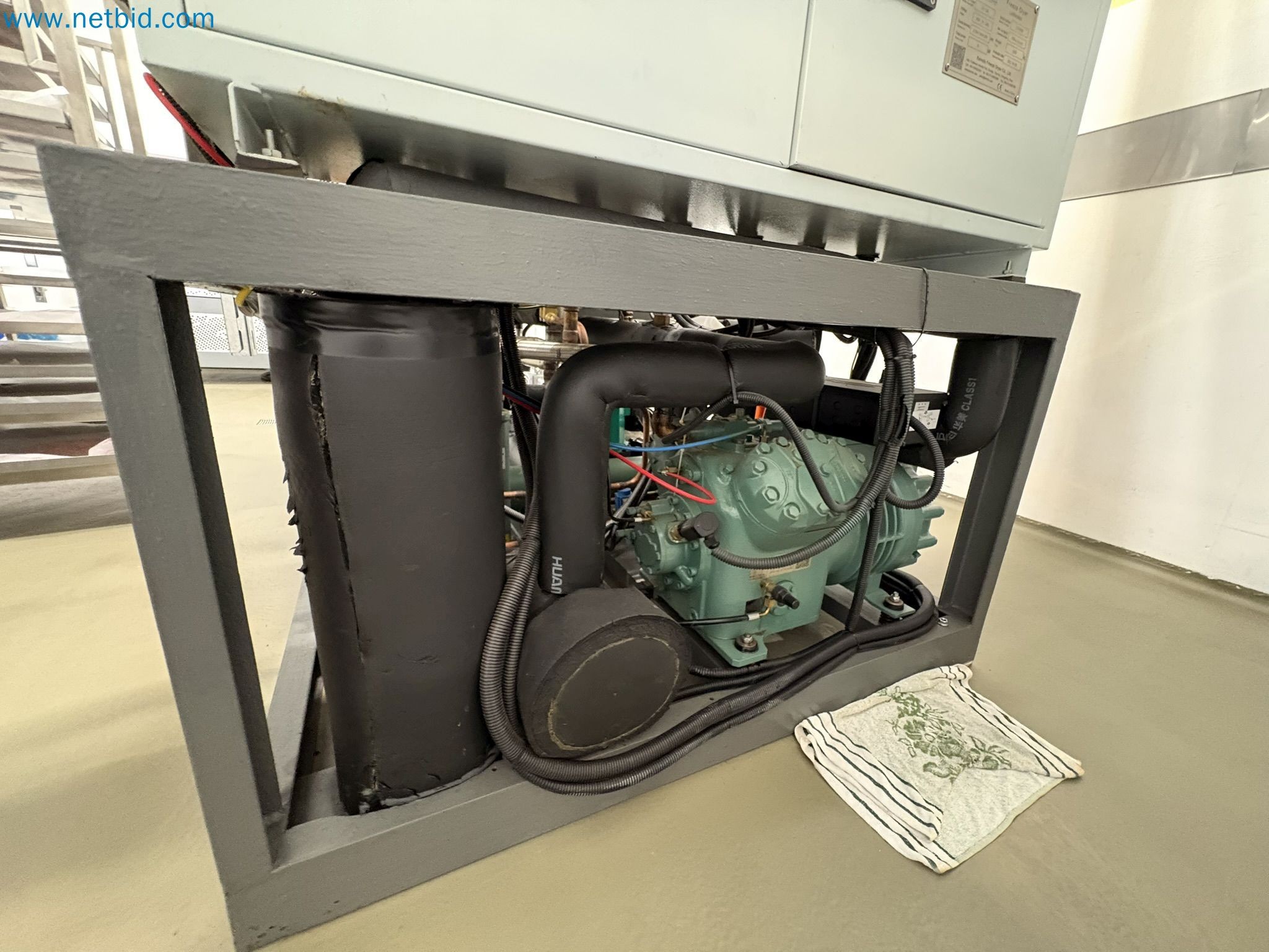 Equipment for freeze-drying fruit
-10
