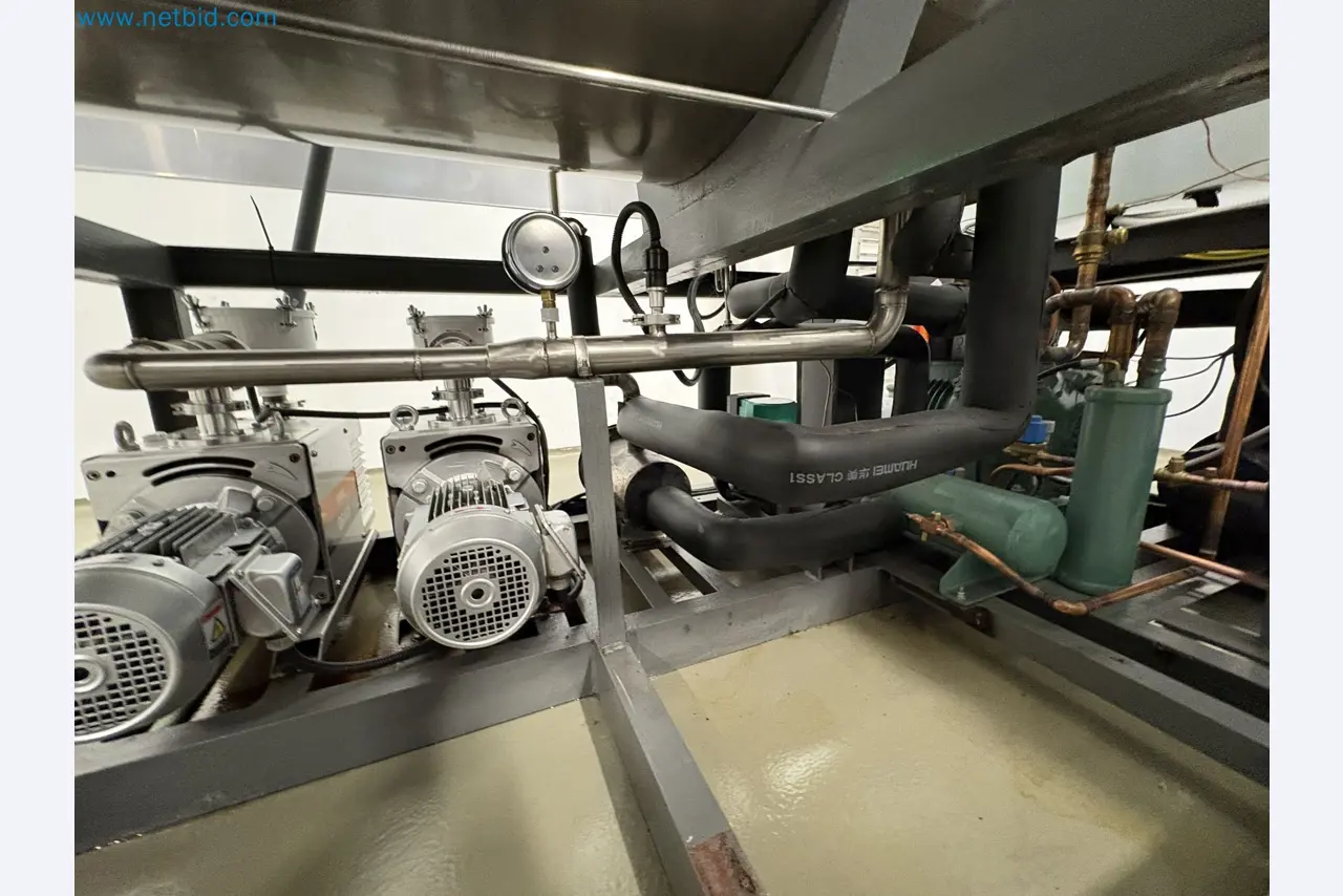 Equipment for freeze-drying fruit
-14
