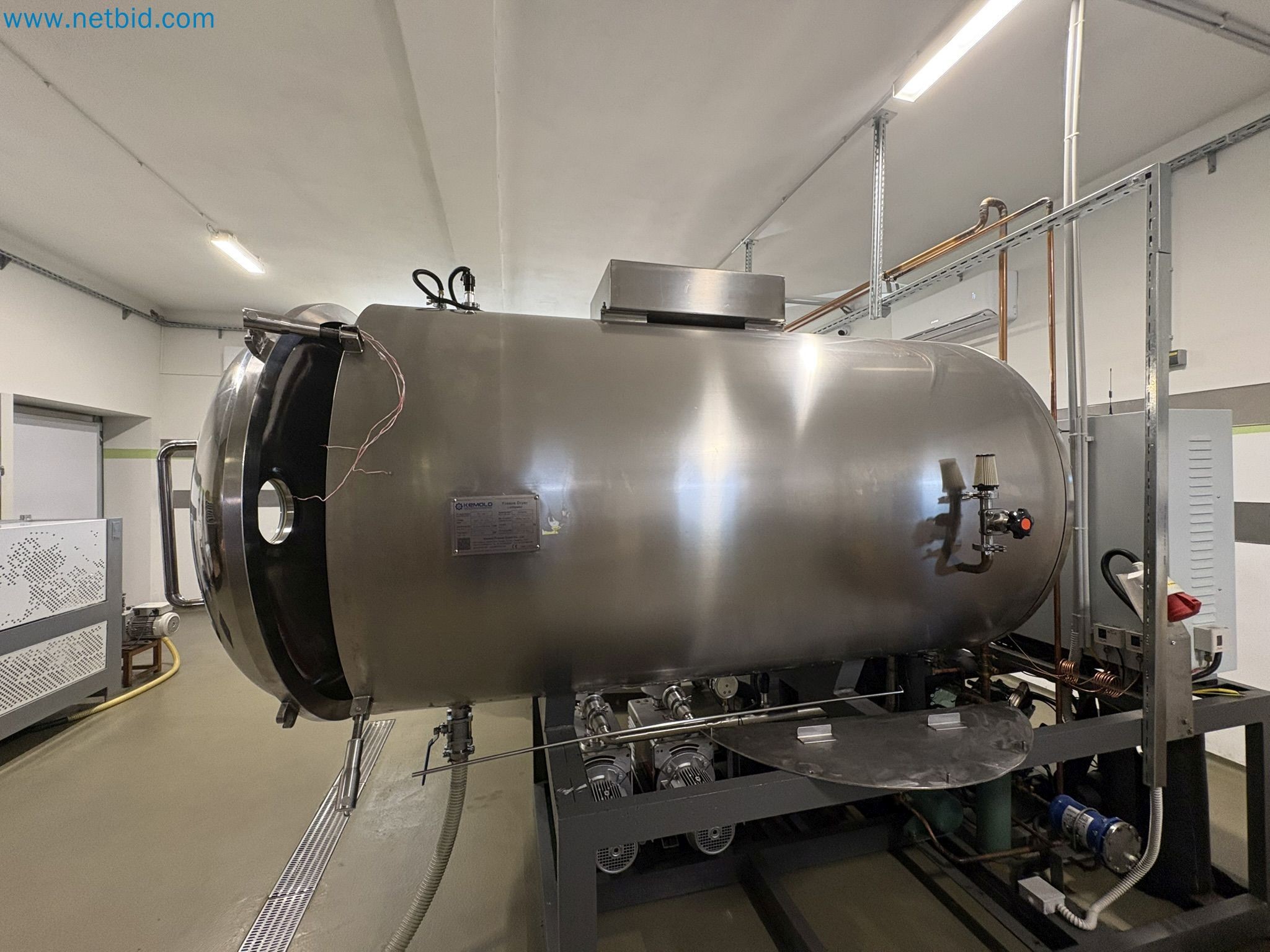Equipment for freeze-drying fruit
-20