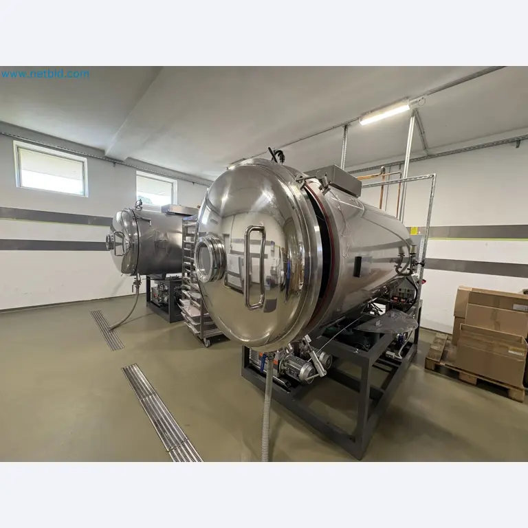 Equipment for freeze-drying fruit
-22