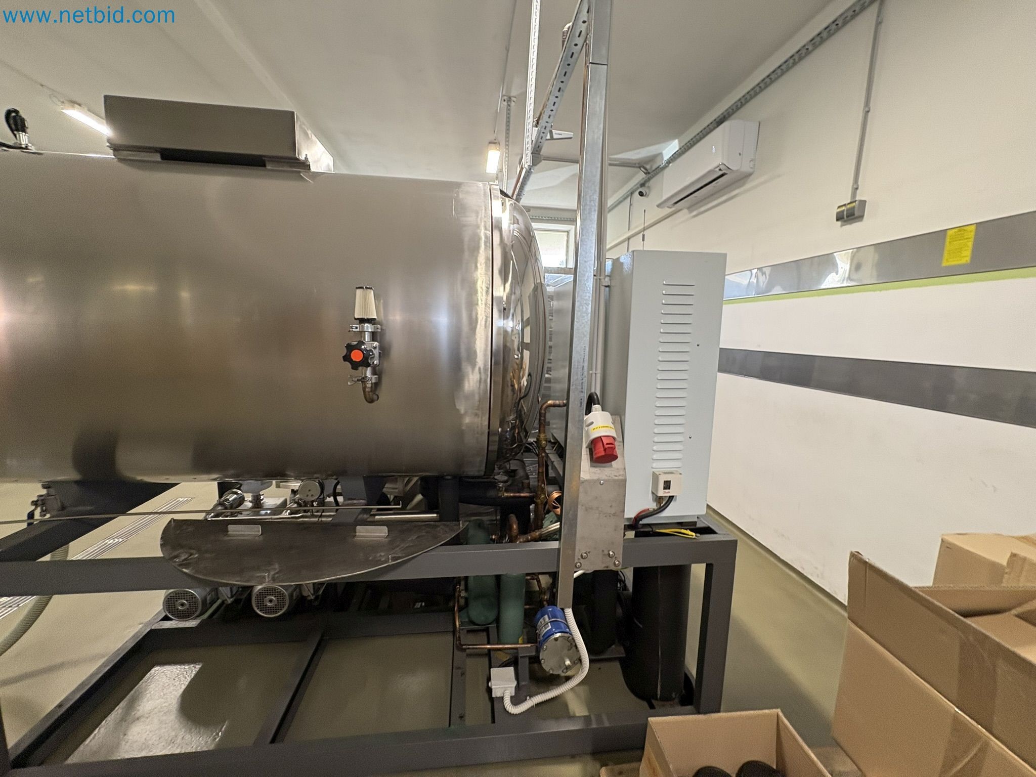 Equipment for freeze-drying fruit
-30
