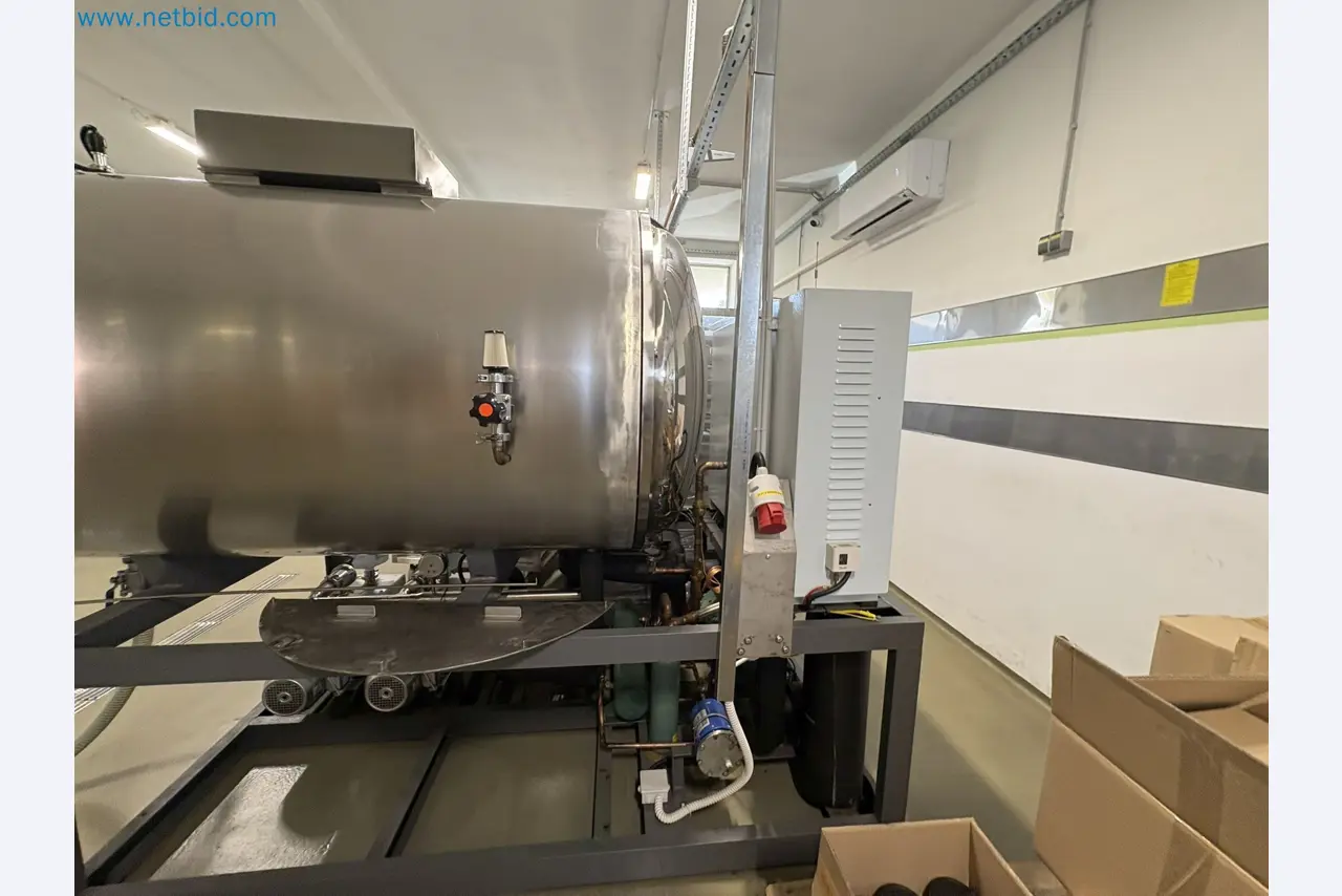 Equipment for freeze-drying fruit
-30