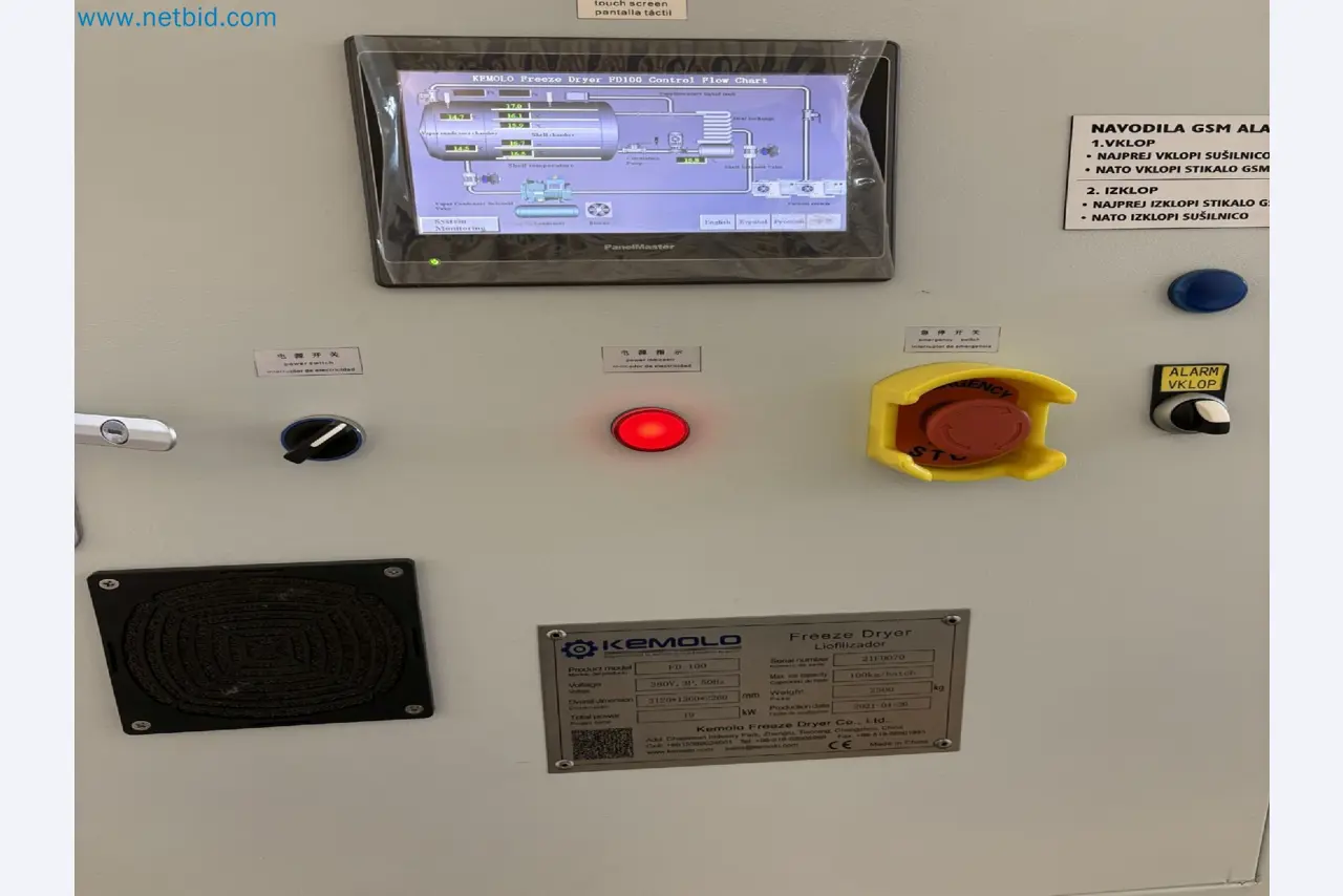 Equipment for freeze-drying fruit
-37
