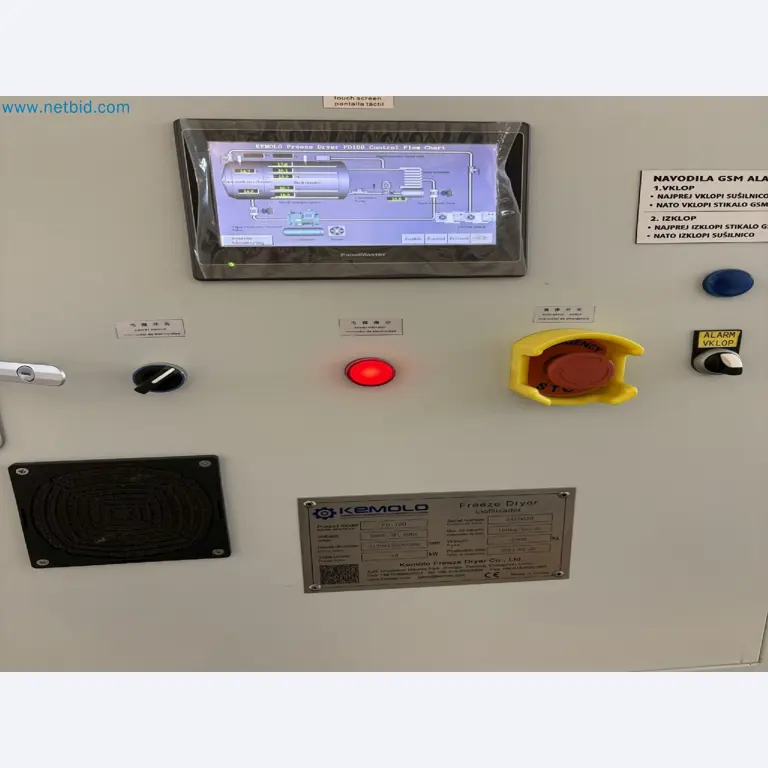 Equipment for freeze-drying fruit
-37