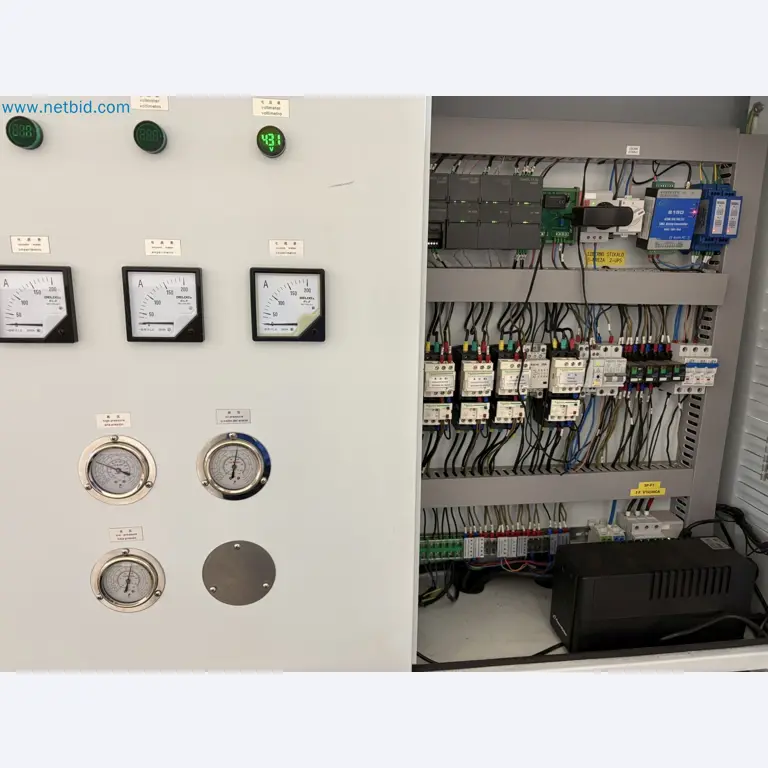Equipment for freeze-drying fruit
-38