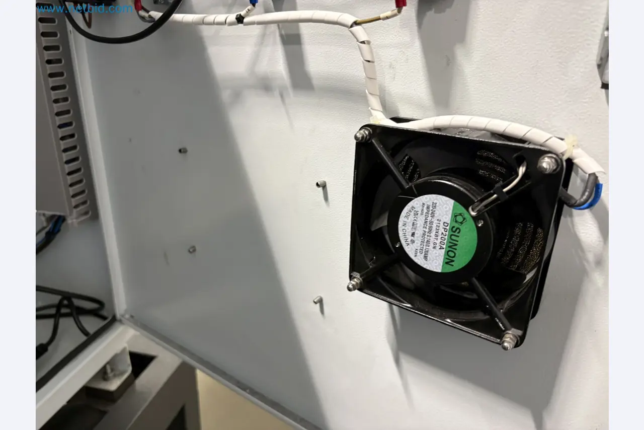 Equipment for freeze-drying fruit
-3