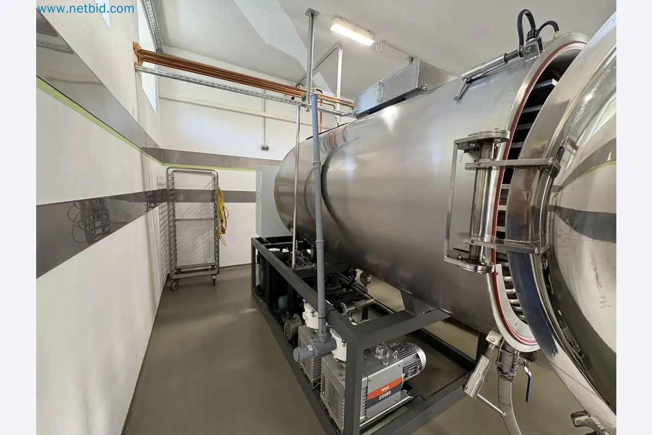 Equipment for freeze-drying fruit
-45