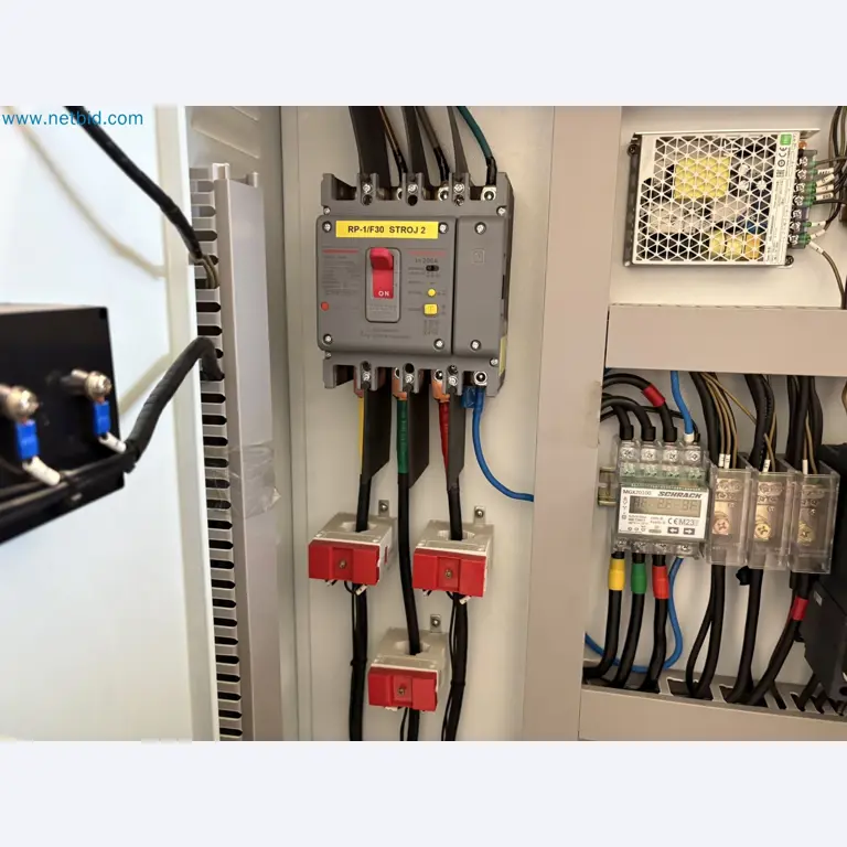 Equipment for freeze-drying fruit
-4