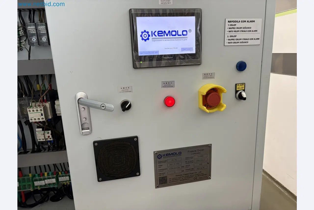 Equipment for freeze-drying fruit
-5
