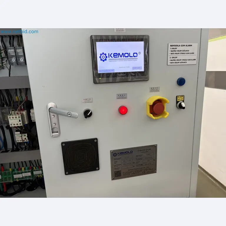 Equipment for freeze-drying fruit
-5