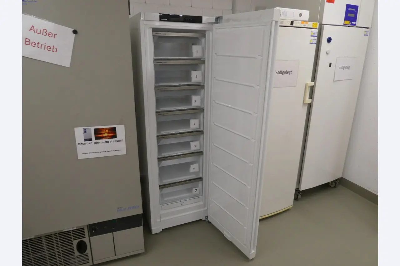Various Laboratory Equipment and Accessories-3