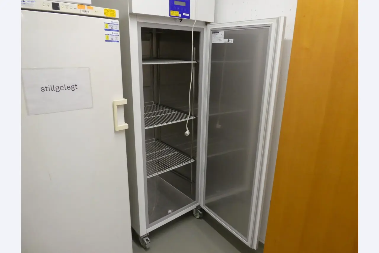 Various Laboratory Equipment and Accessories-2