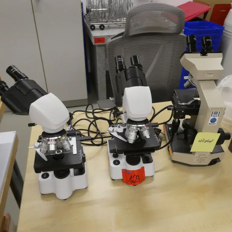 2 Transmission microscopes Bresser Researcher Bino