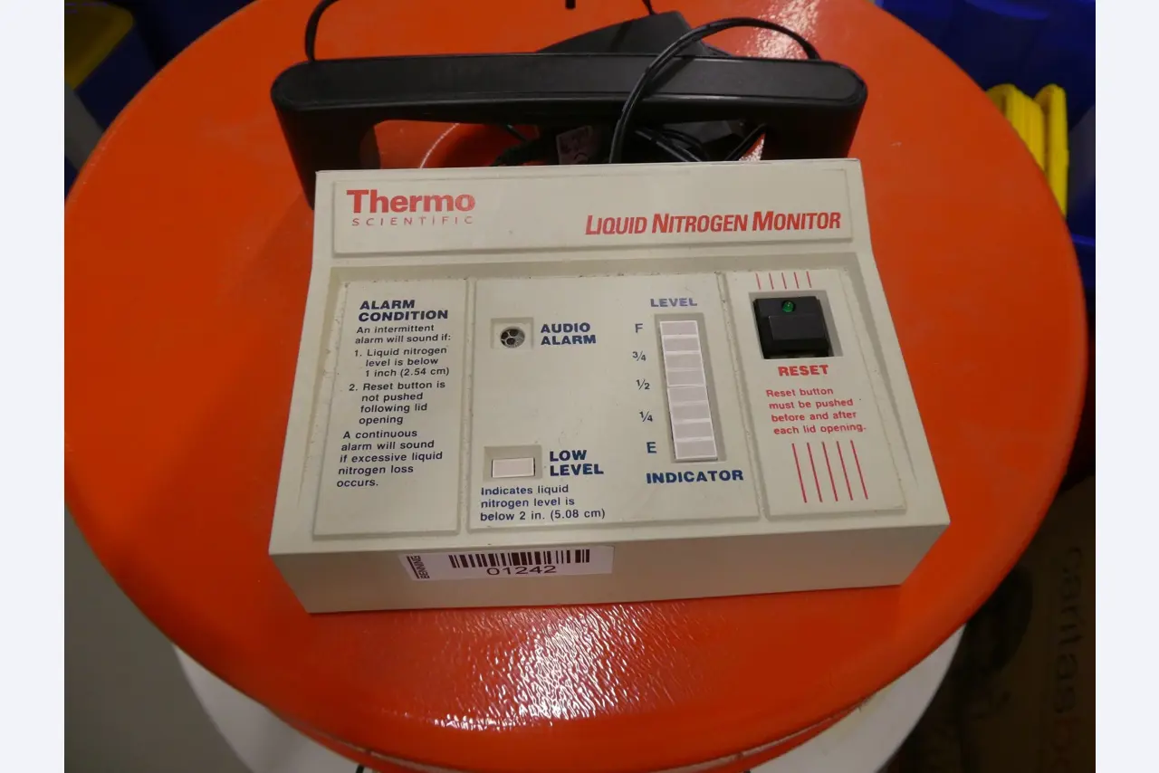 Various Laboratory Equipment and Accessories-3