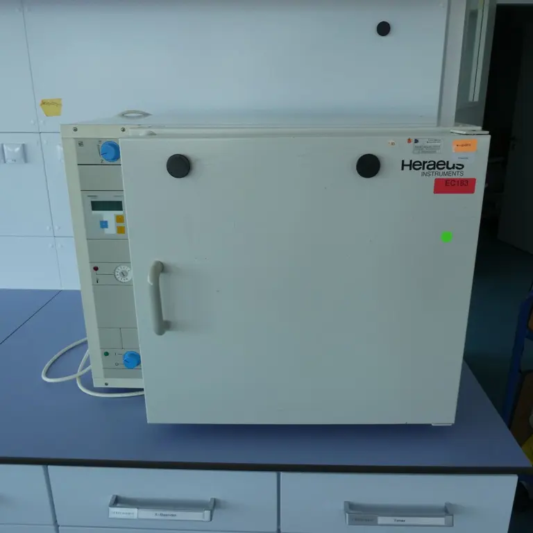 Heating Stove Heraeus B 6060