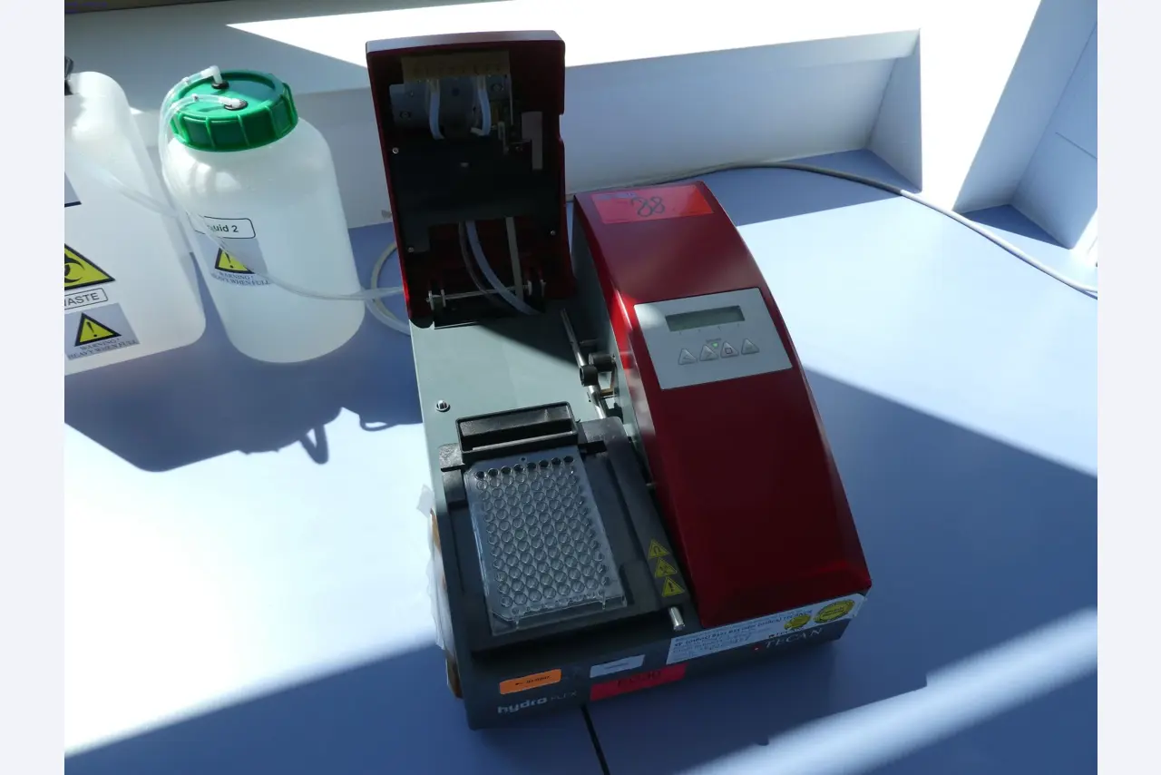 Various Laboratory Equipment and Accessories-2