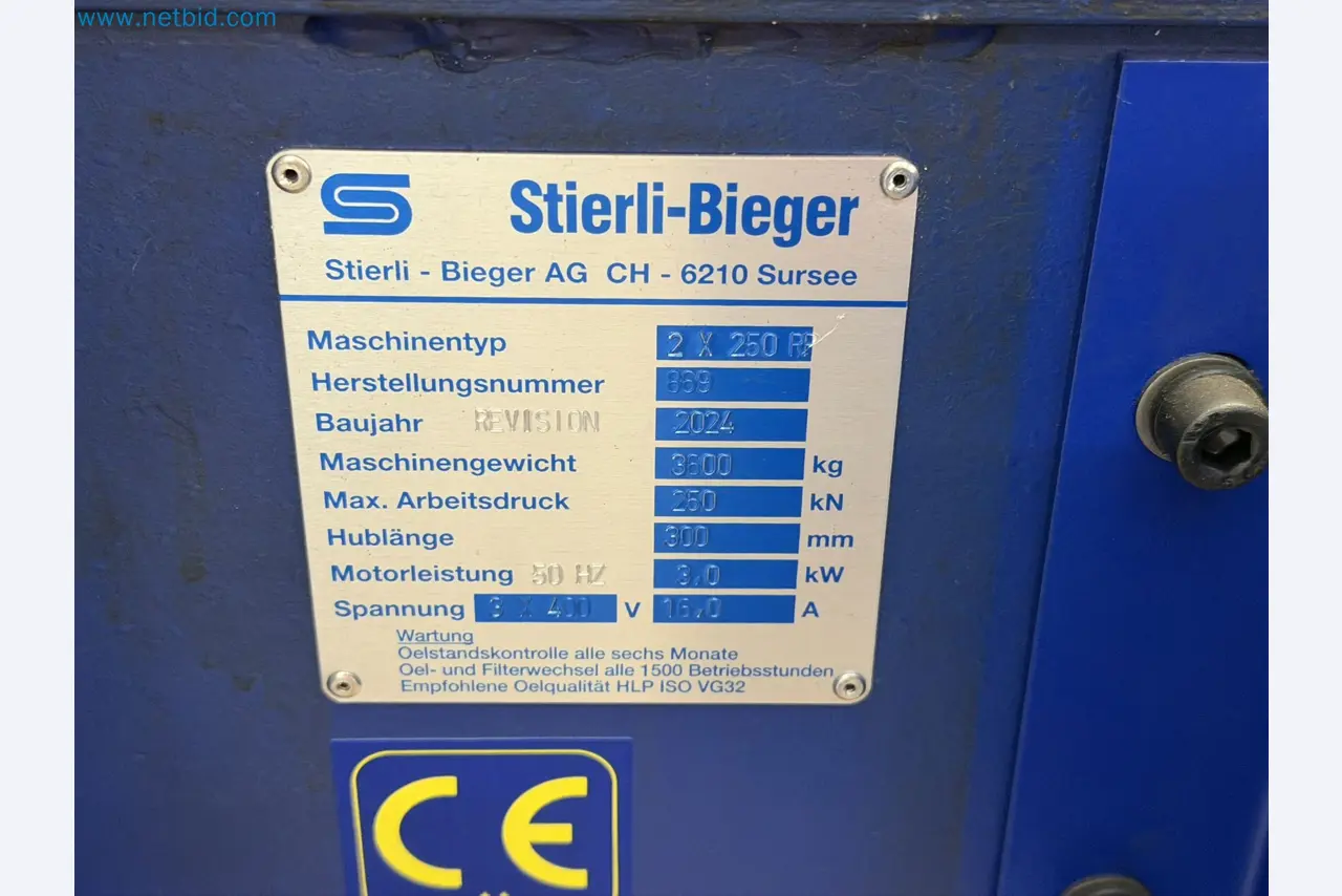 Recently overhauled hydraulic straightening press-4
